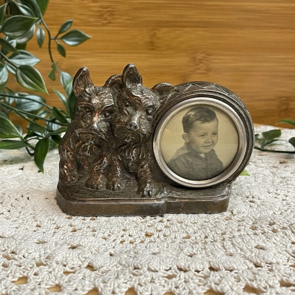 Vtg Art Deco Scottie Dog Picture Frame Cast Metal Antique Scottish Terrier Desk